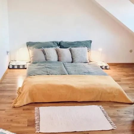 Na Ruzovej Ulici - Rodinny Apartman Iii. *